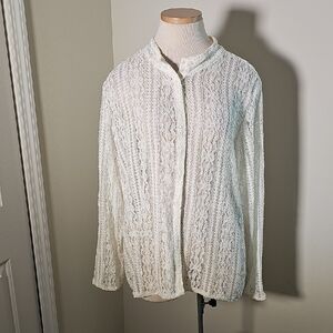 Liz Claiborne White Lace Cardegan Size 3X.‎  Button Up. Great Used Condition.
